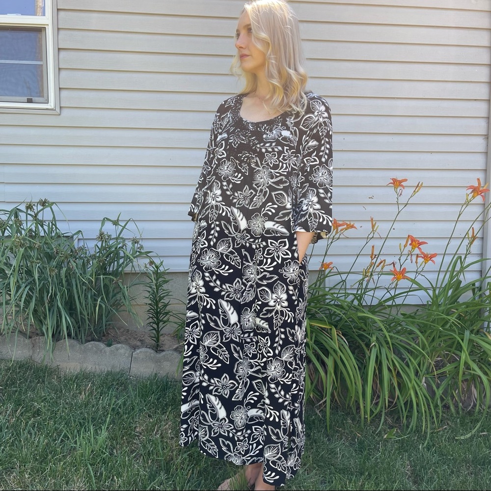 Beaded Neck Patio Casuals  by Cabernet Caftan Maxi Dress - Picture 9 of 12